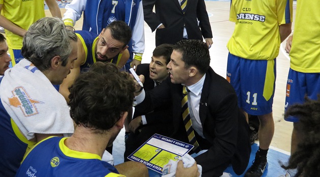 Un excelente partido como equipo permite al Club Ourense Baloncesto traer la victoria de Málaga