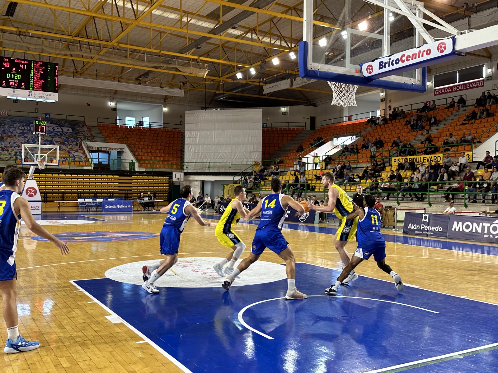 O Club Ourense Baloncesto imponse a CB Santfeliuenc na xornada 4 de Copa España